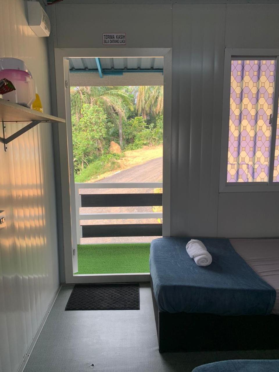 Farhani Cabin Stay Kampong Batu Lima Exterior photo